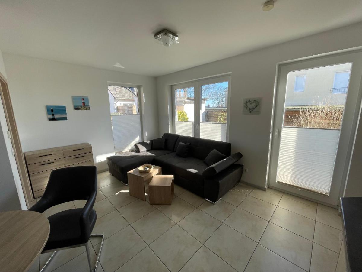 Villa Sara Wohnung Buskam Mit Terrasse Goehren  Kültér fotó